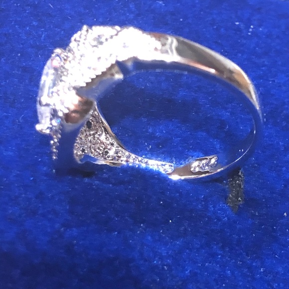 Oh So Glam ring - Picture 3 of 4